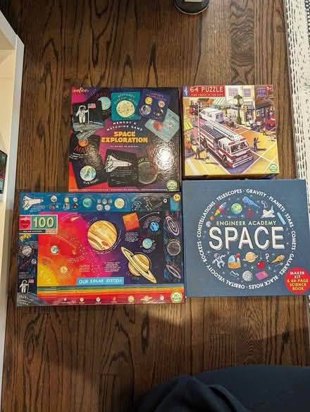 Photo of free LOT: SPACE STEM bundle ages 6-10 (Menlo Park) #1