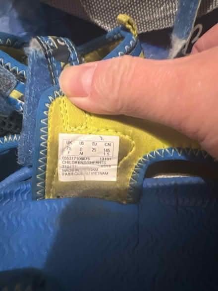Photo of free 7.5 kids slippers Clarks (croydon) #1