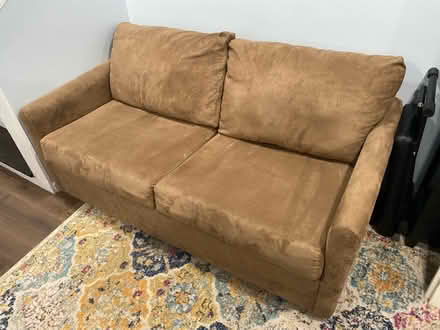 Photo of free Pull out excellent condition (5515 Ridgeview Drive 18902) #1