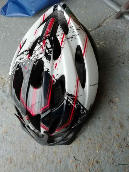 Photo of free Gent's cycle helmet (Heron Way Horsham) #1