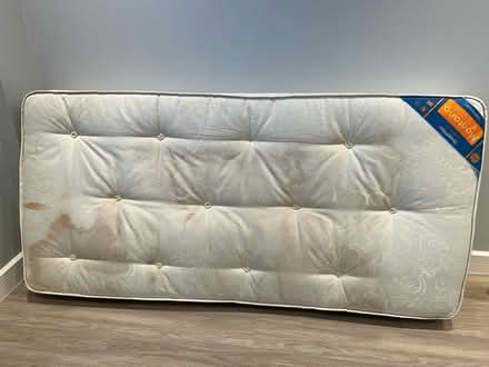 Photo of free Single mattress (Isleworth TW7) #2