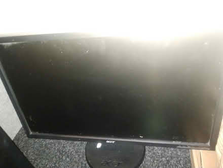 Photo of free Computer monitors and bits (Sighthill) #3