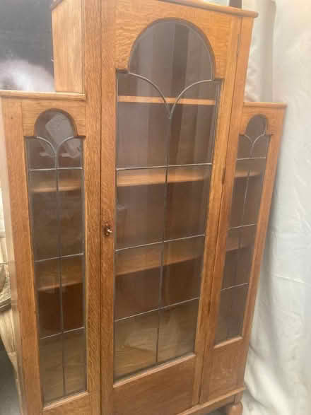 Photo of free Vintage display cabinet (Lancing BN15) #1