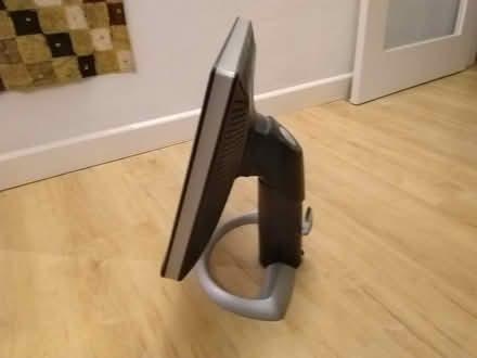 Photo of free Computer monitor (Henley-on-Thames RG9) #2