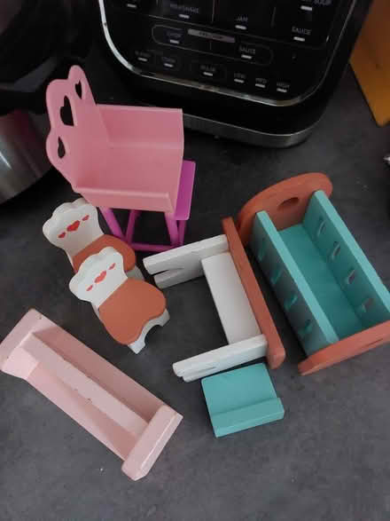 Photo of free Dolls house and furniture (WR2 st johns) #2