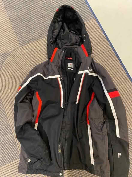 Photo of free Ski jacket (E8) #1