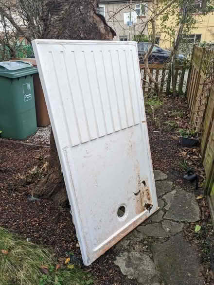 Photo of free Shower tray - with a crack (Donnington Bridge OX4) #1