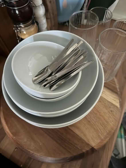 Photo of free IKEA serving bowls set (The Cliff M7) #1
