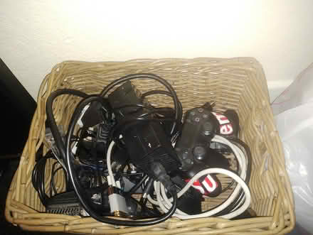 Photo of free Computer monitors and bits (Sighthill) #1