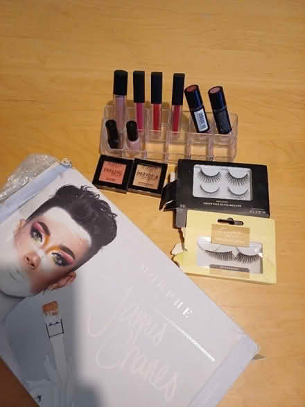 Photo of free Make-up (AB15) #1