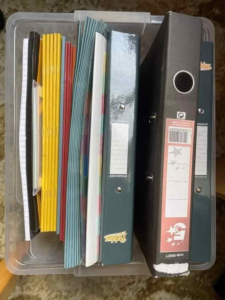 Photo of free stationery (Round Green LU2) #2