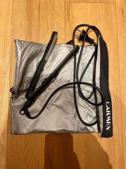 Photo of free Carmen hair straightner (SW16) #1
