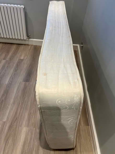 Photo of free Single mattress (Isleworth TW7) #3