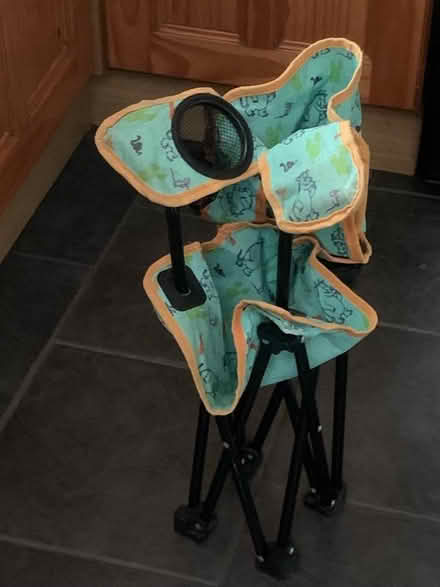 Photo of free Child’s foldable chair (Whitnash CV31) #1