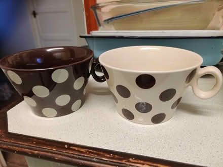 Photo of free 2 mugs (Portsmouth) #1