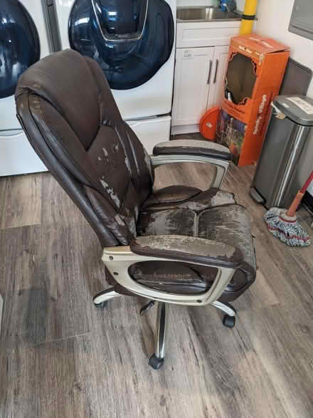 Photo of free Office chair (San Mateo Knolls) #3