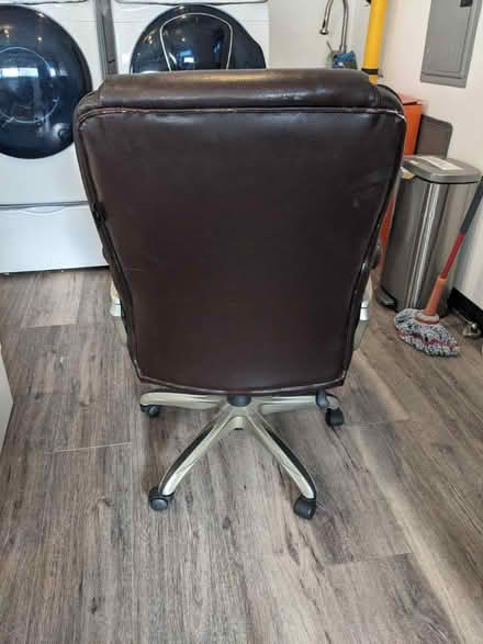 Photo of free Office chair (San Mateo Knolls) #4