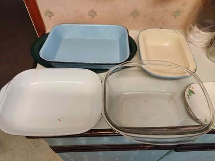 Photo of free Kitchen items baking dish (Portsmouth) #3