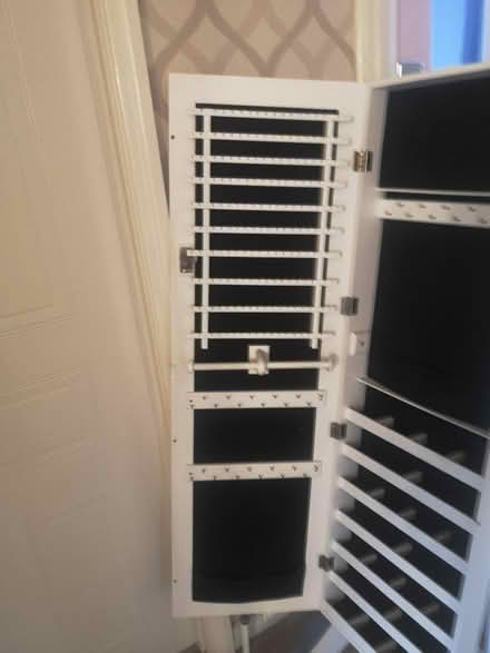 Photo of free Cabinet (Narborough LE19) #1