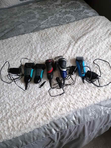 Photo of free Various battery razors (Blackwater) #1
