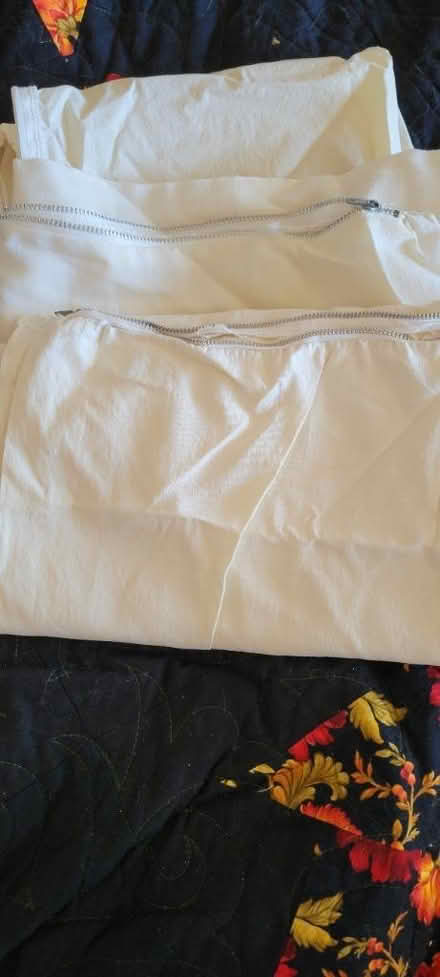 Photo of free Zippered, cotton pillow casings (El Sobrante) #1