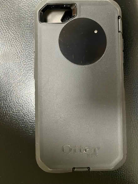 Photo of free OtterBox Case IPhone 8 & 7 (Skokie) #1