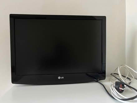 Photo of free lg tv (Earl’s Court SW5) #1
