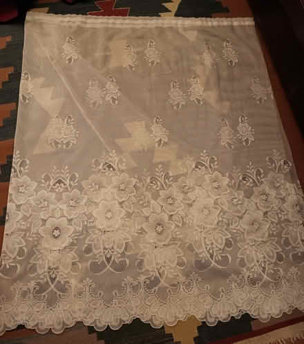 Photo of free 6 matching net curtains - as new (Ringwood BH24) #1