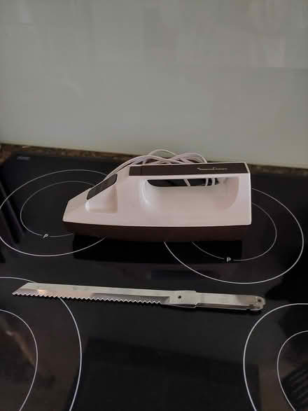 Photo of free Electric knife (Craigieburn) #1