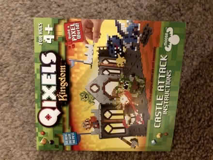 Photo of free Qixels castle set (Sciennes EH9) #3