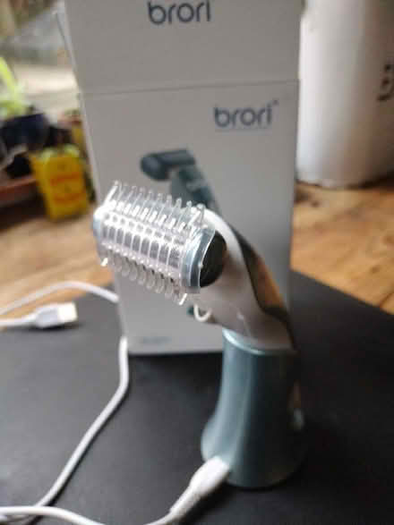 Photo of free Women's Electric Shaver (High Town LU2) #1