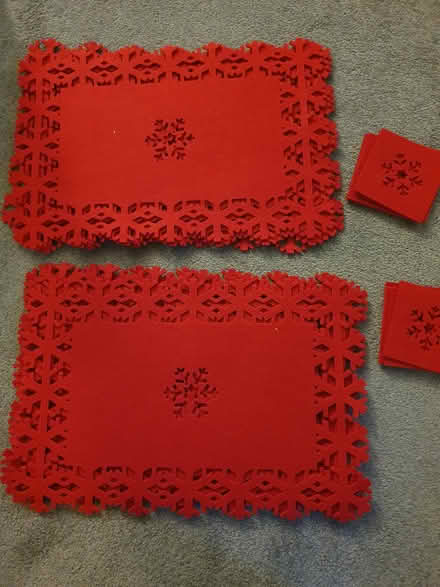 Photo of free Christmas placemats (NN14 near Irthlingborough) #1