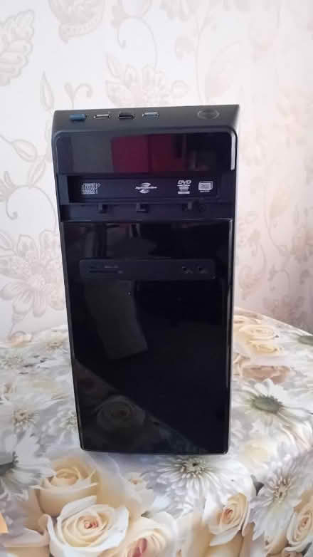 Photo of free High Spec DeskTop Computer. No HD (Leyton, London E10) #1