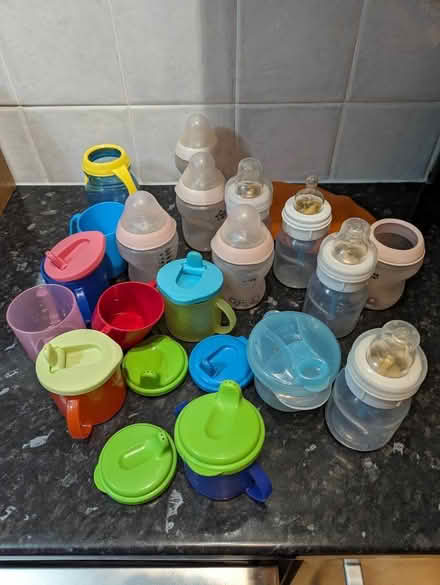 Photo of free A selection of baby bottles and sippy cups. (Cramond EH4) #1