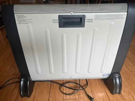 Photo of free flat panel radiator (Sunnyvale community center) #3
