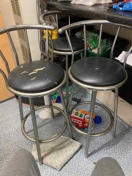 Photo of free 3 high stools (BR5 St Mary’s Cray Orpington) #1