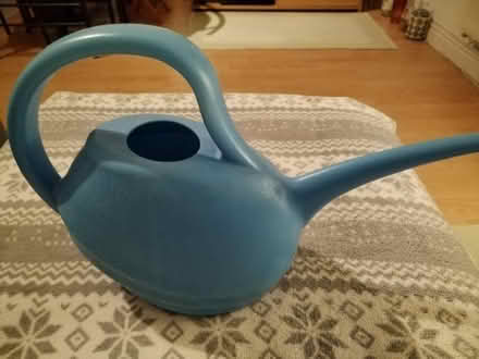 Photo of free Small watering can (Hollybrook SO16) #1
