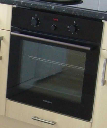 Photo of free Samsumg fan oven/grill (Medway Drive area NN8) #1