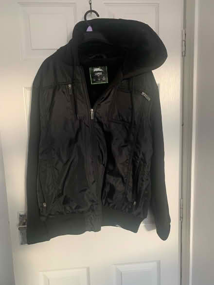 Photo of free Jacket (Oakwood LS8) #1
