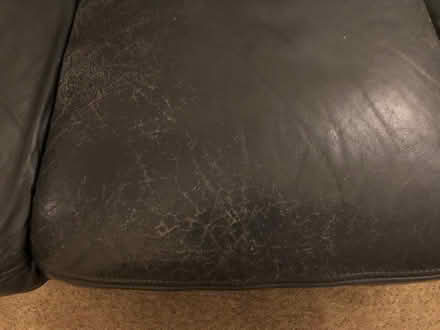 Photo of free Land of Leather Suite (Halfway G72) #4
