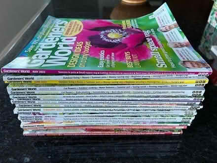 Photo of free Gardners’ World magazines x 20 (DY13 Burlish Area) #1