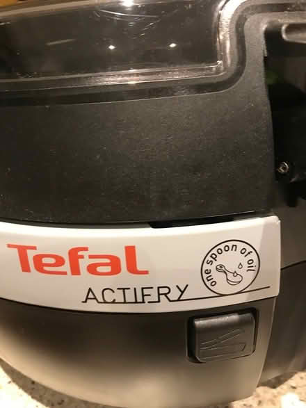 Photo of free Regal airfryer (Ifield Crawley) #1
