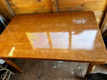 Photo of free Pine table and 4 chairs (Sunnyside) #1