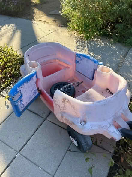 Photo of free Wagon (Beverly Grove in Los Angeles) #2