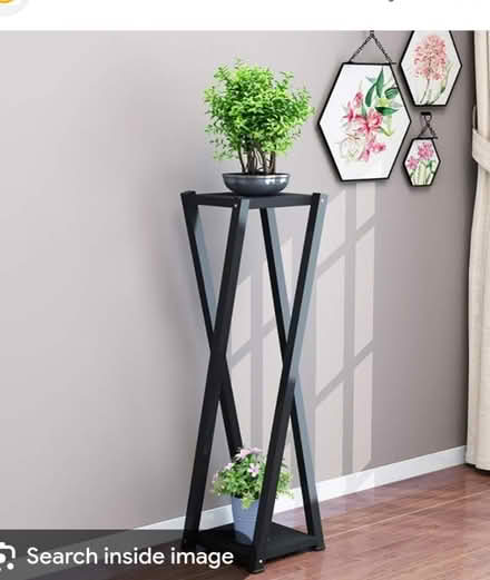 Photo of Table stand (Enfield EN2) #1