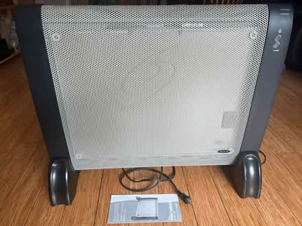 Photo of free flat panel radiator (Sunnyvale community center) #1