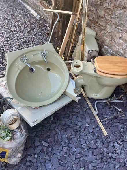 Photo of free Retro ceramic sink and toilet (Morland CA10) #1