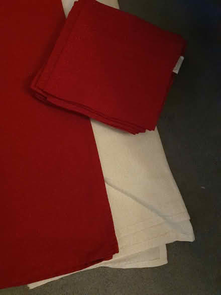 Photo of free Christmas tablecloth set (NN14 near Irthlingborough) #2