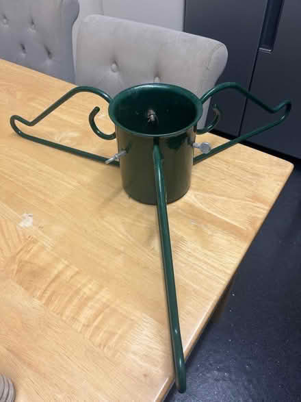 Photo of free Tree stand (NW10) #1