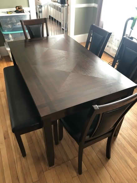 Photo of free Kitchen table (Fremont NH) #1